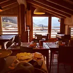 Lavarets D'hotes 3*