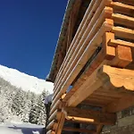 Lavarets D'hotes Ξενοδοχείο 3*