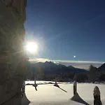 Lavarets D'hotes 3*