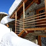 Lavarets D'hotes Ayas