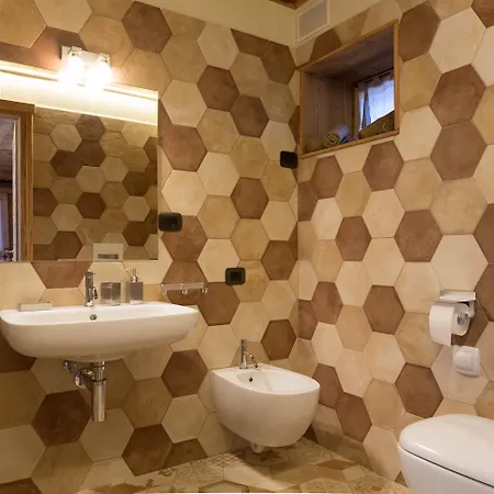 Lavarets D'hotes Hotel 3*