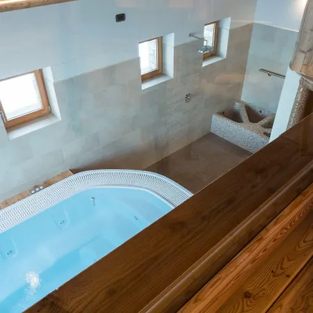 Hotel Lavarets D'hotes