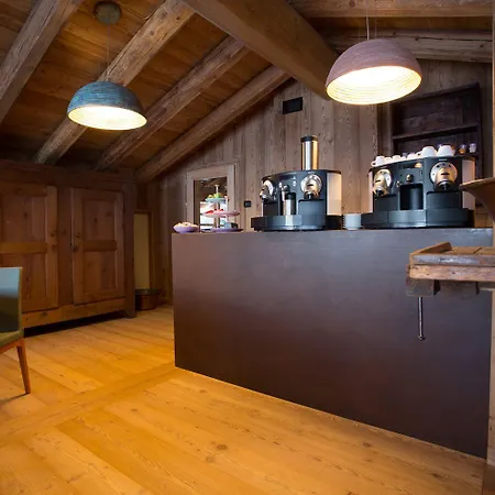 Lavarets D'hotes 3*