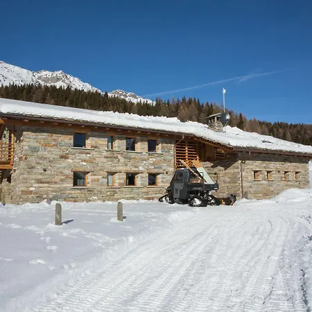 Lavarets D'hotes Ayas