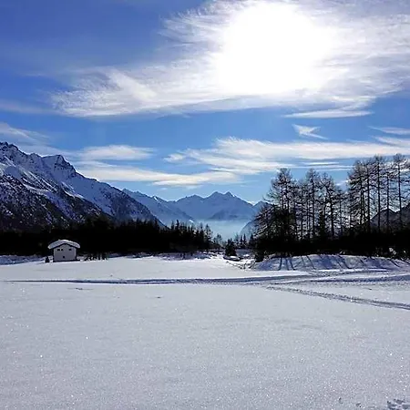 Lavarets D'hotes Hotel 3*
