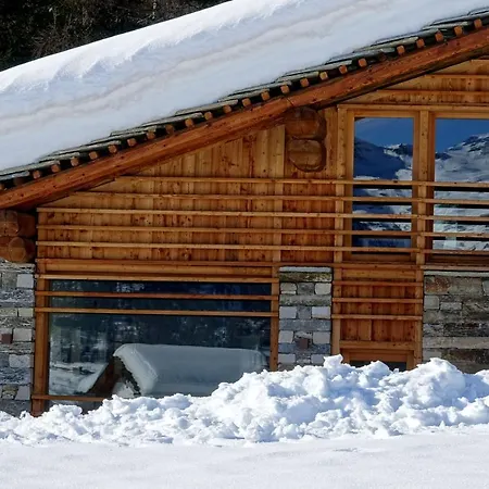 Lavarets D'hotes فندق