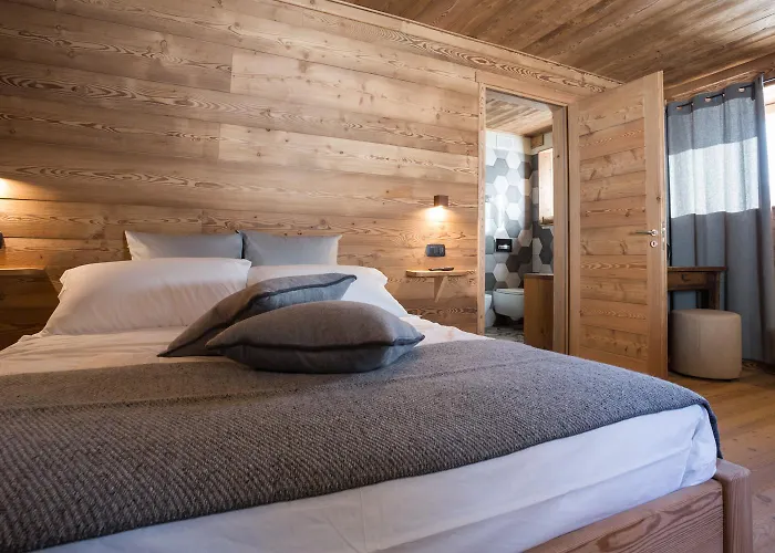 Lavarets D'hotes Hotel