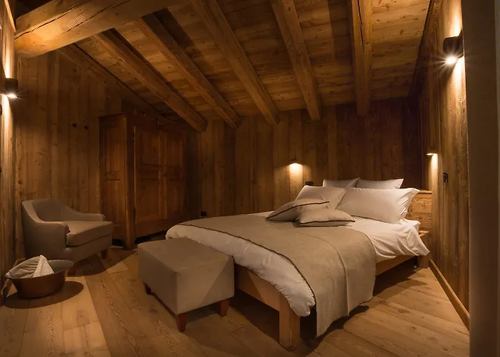 Lavarets D'hotes Hotel